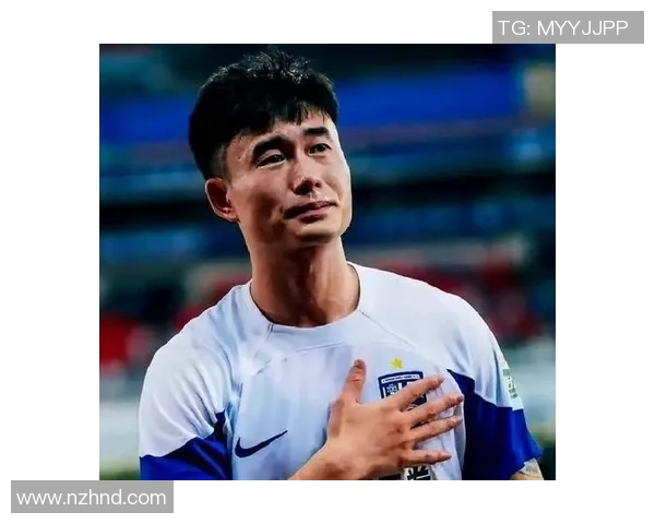 邓涵文加盟上海申花引发球迷热议新赛季期待与球队共创辉煌 邓涵文加盟上海申花引发球迷热议新赛季期待与球队共创辉煌