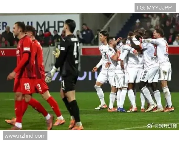 拜仁慕尼黑豪取胜利,德甲积分榜继续领跑! 拜仁慕尼黑豪取胜利,德甲积分榜继续领跑!